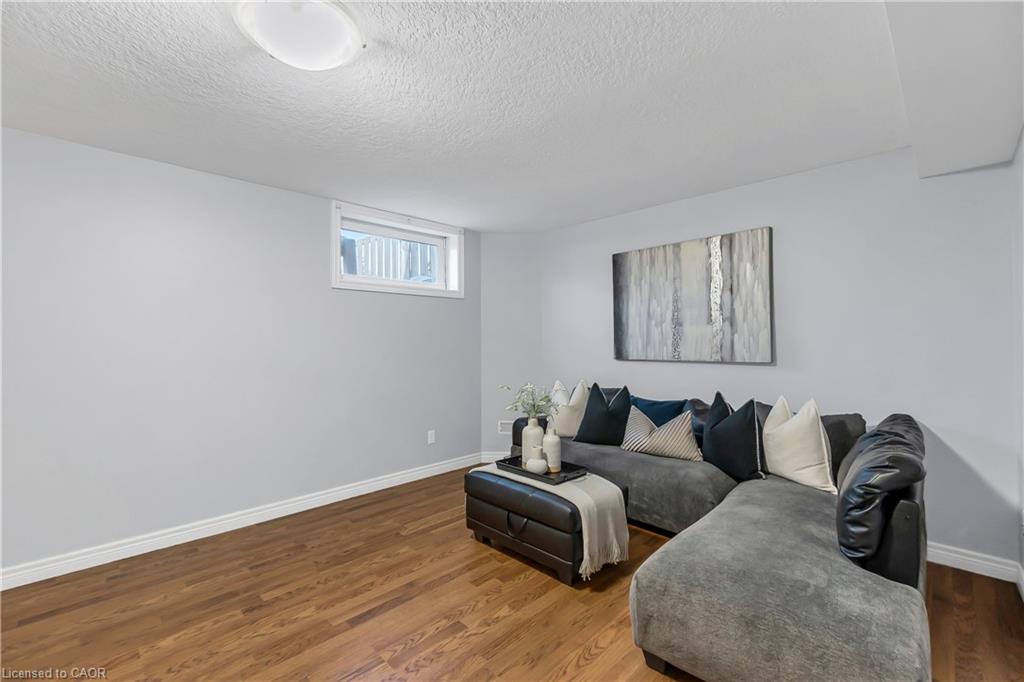 48 Clough Crescent Property Photo 28