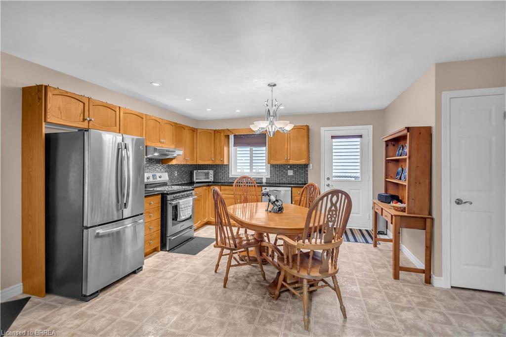 25 Sudds Lane Property Photo 6