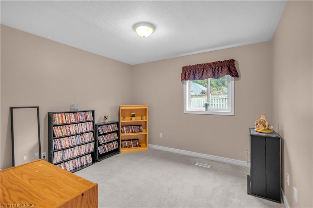 25 Sudds Lane Property Photo 14