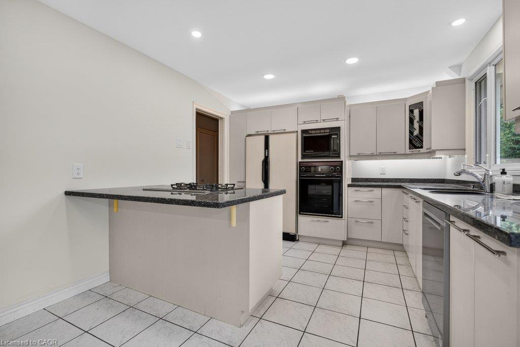 2148 Kerns Road Property Photo 13