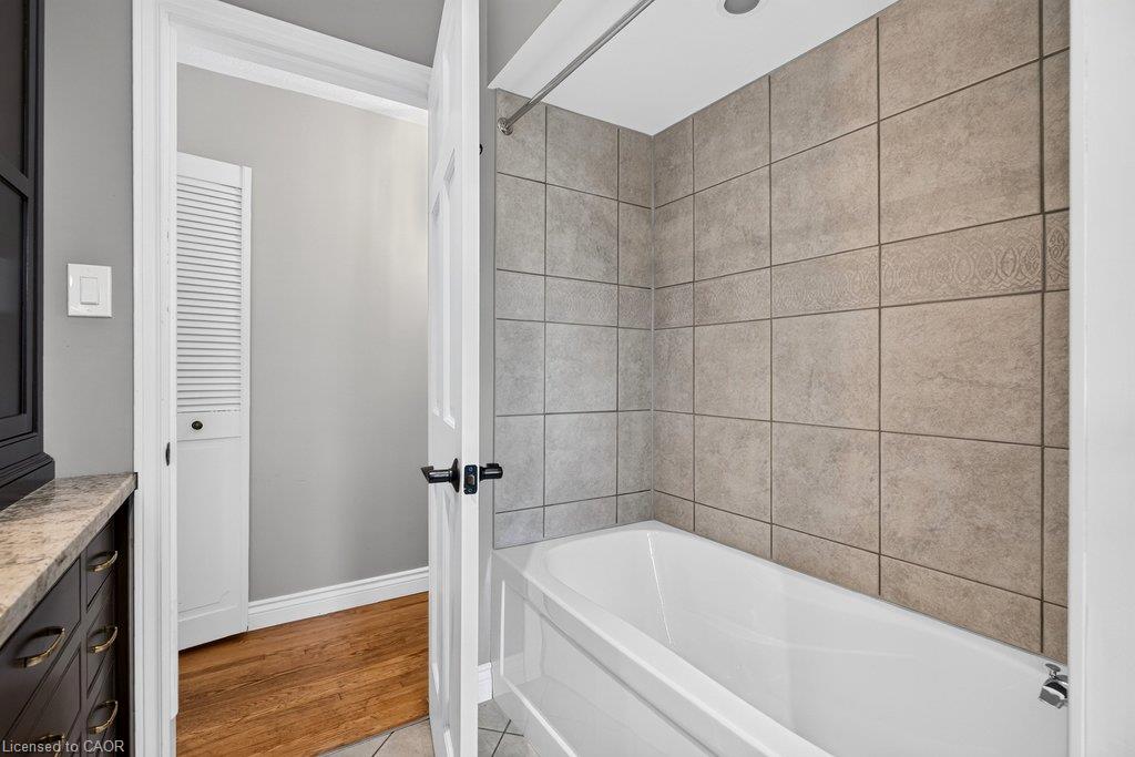 2148 Kerns Road Property Photo 23