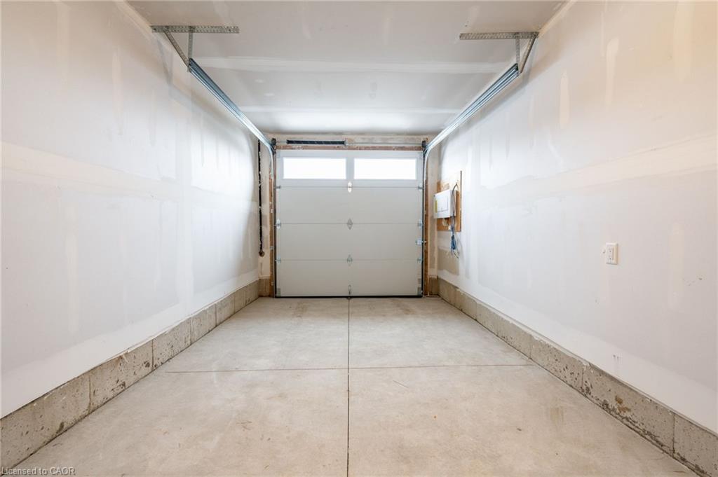 16 Clear Valley Lane Property Photo 22