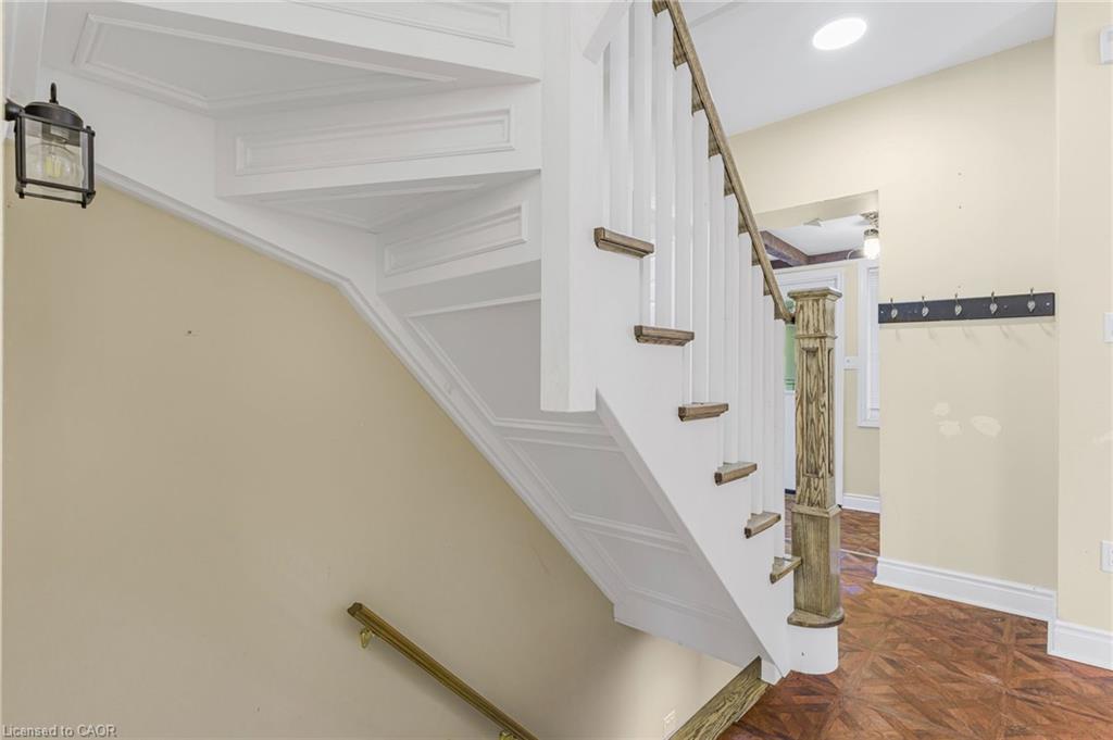 403 Niagara Street Property Photo 15