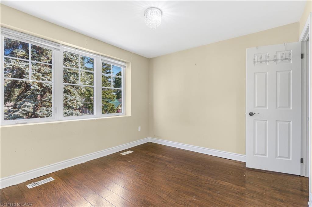 403 Niagara Street Property Photo 18