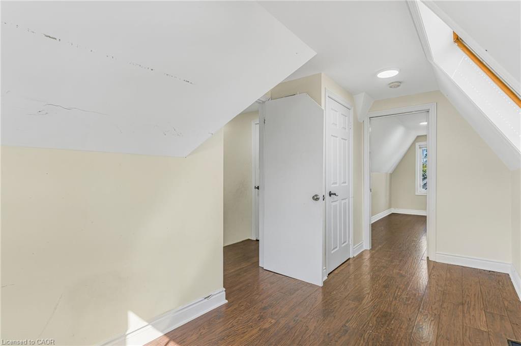403 Niagara Street Property Photo 22