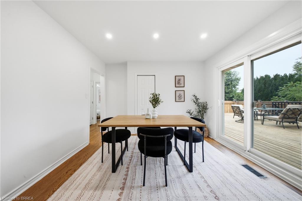 2 Frontenac Avenue Property Photo 11