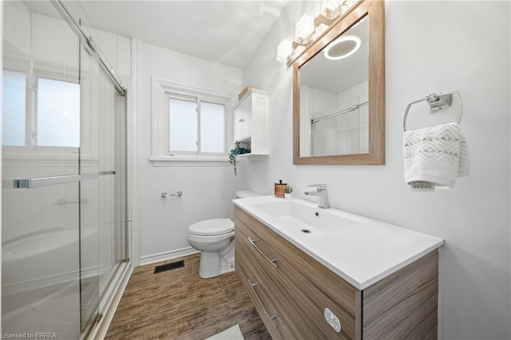 2 Frontenac Avenue Property Photo 13
