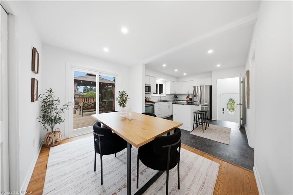 2 Frontenac Avenue Property Photo 16
