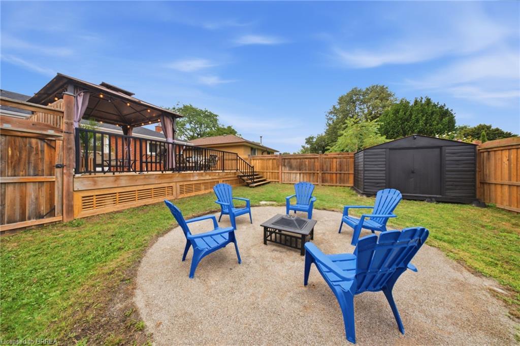 2 Frontenac Avenue Property Photo 25