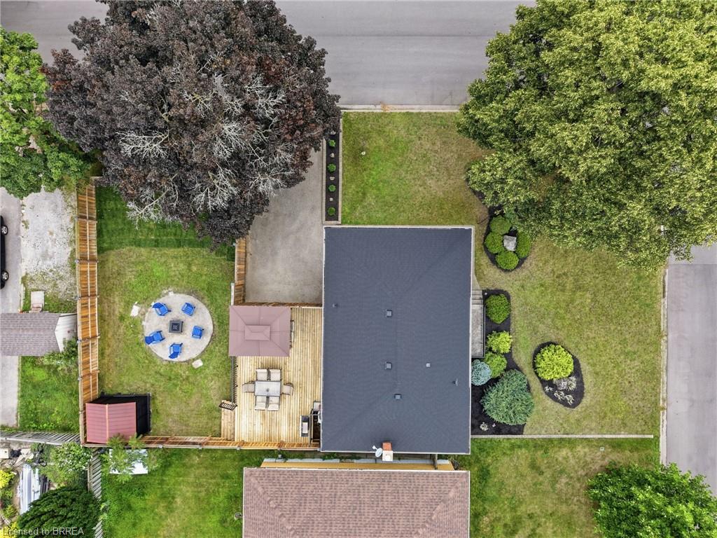 2 Frontenac Avenue Property Photo 33