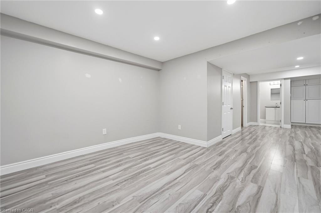 40-105 Bard Boulevard Property Photo 31