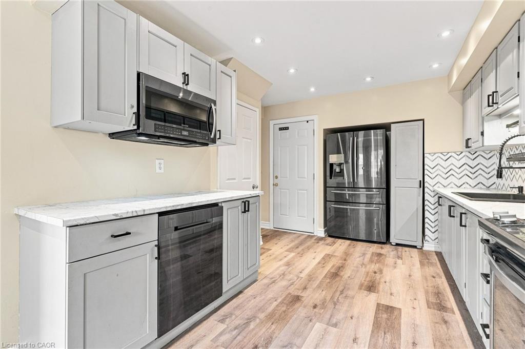 82 St. Andrews Drive Property Photo 13