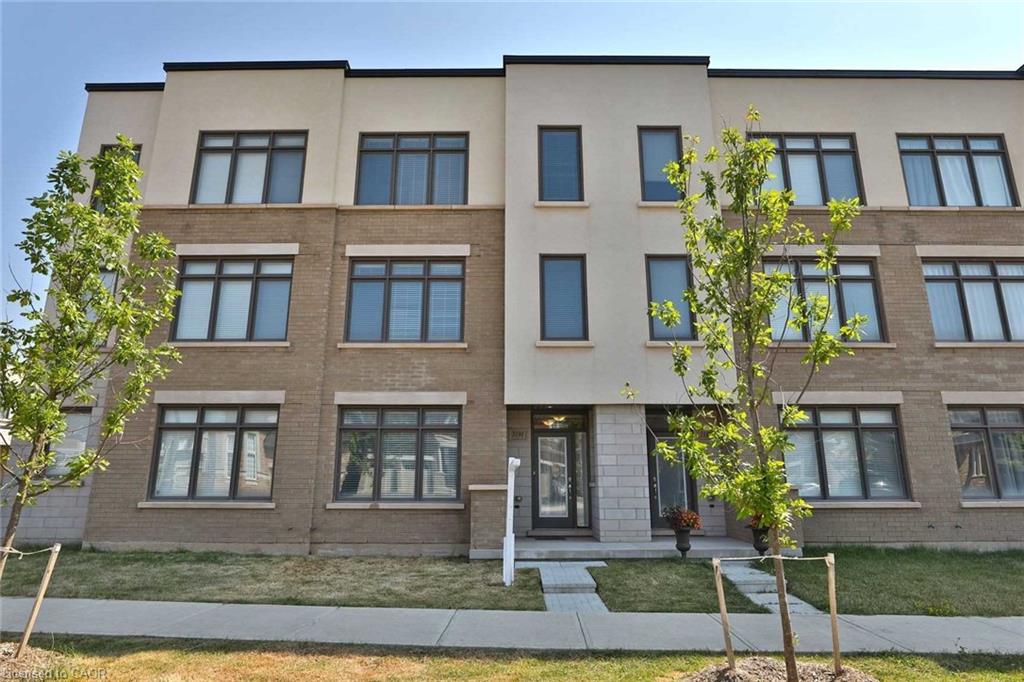 3191 Ernest Appelbe Boulevard Property Photo 1