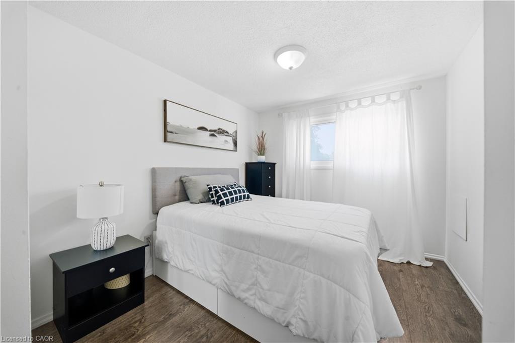 230 Sunset Boulevard Property Photo 11
