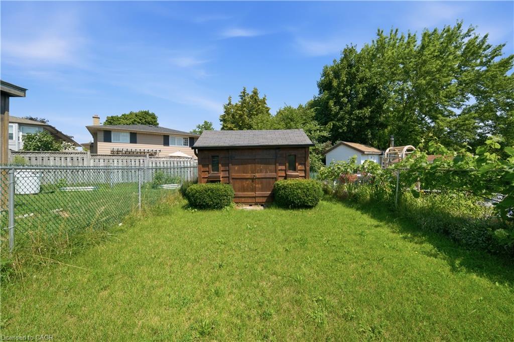 230 Sunset Boulevard Property Photo 21
