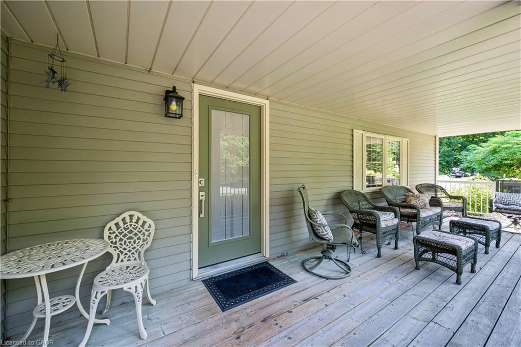 460 Winchester Drive Property Photo 7