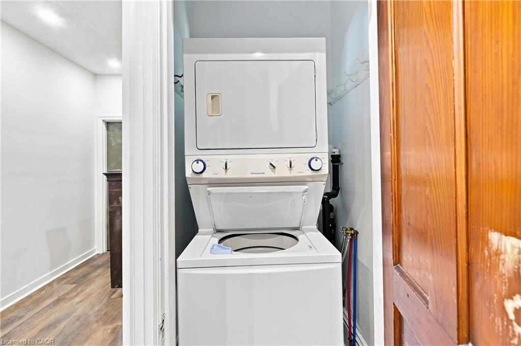 2-39 Garfield Avenue S Property Photo 6