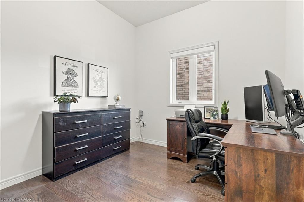 905 Broadacre Place Property Photo 18