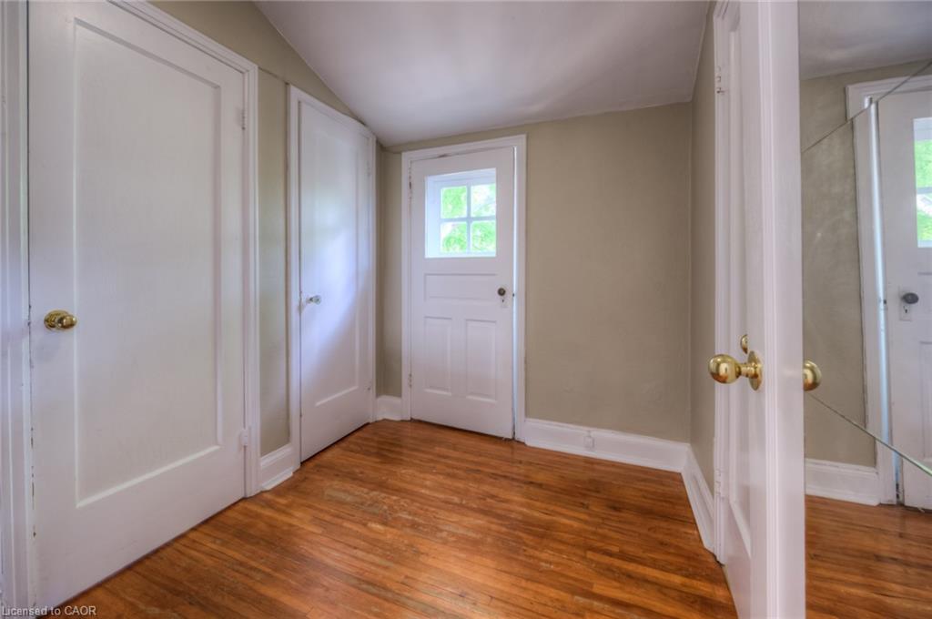 4 Dunbar Road N Property Photo 24