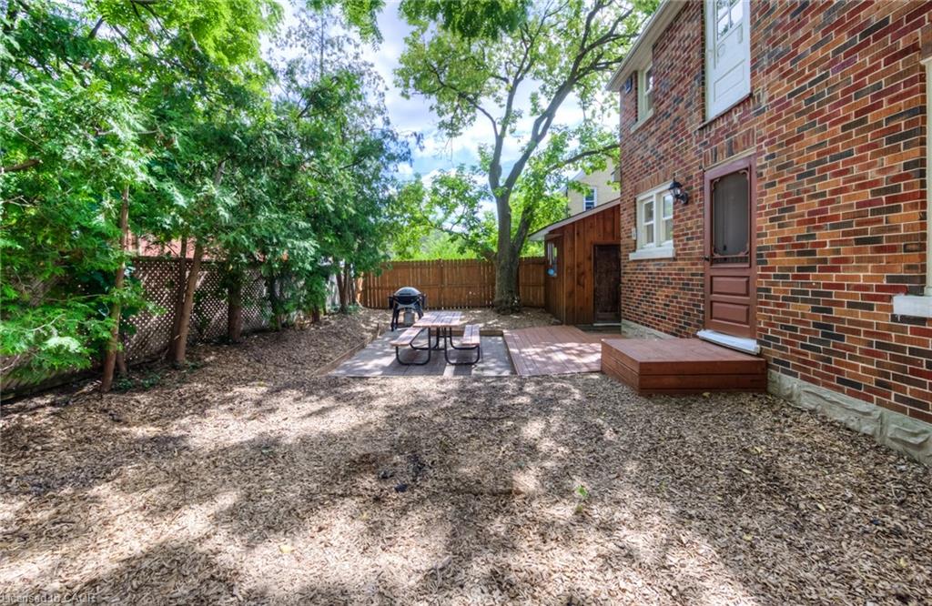 4 Dunbar Road N Property Photo 38