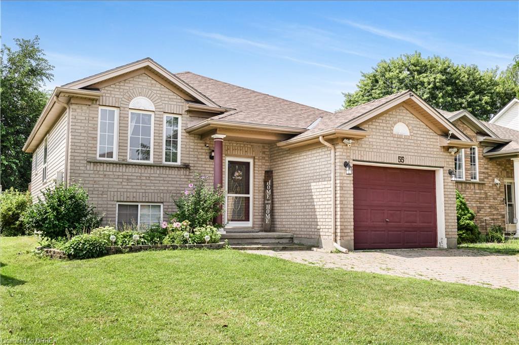 55 Cashel Crescent Property Photo 2