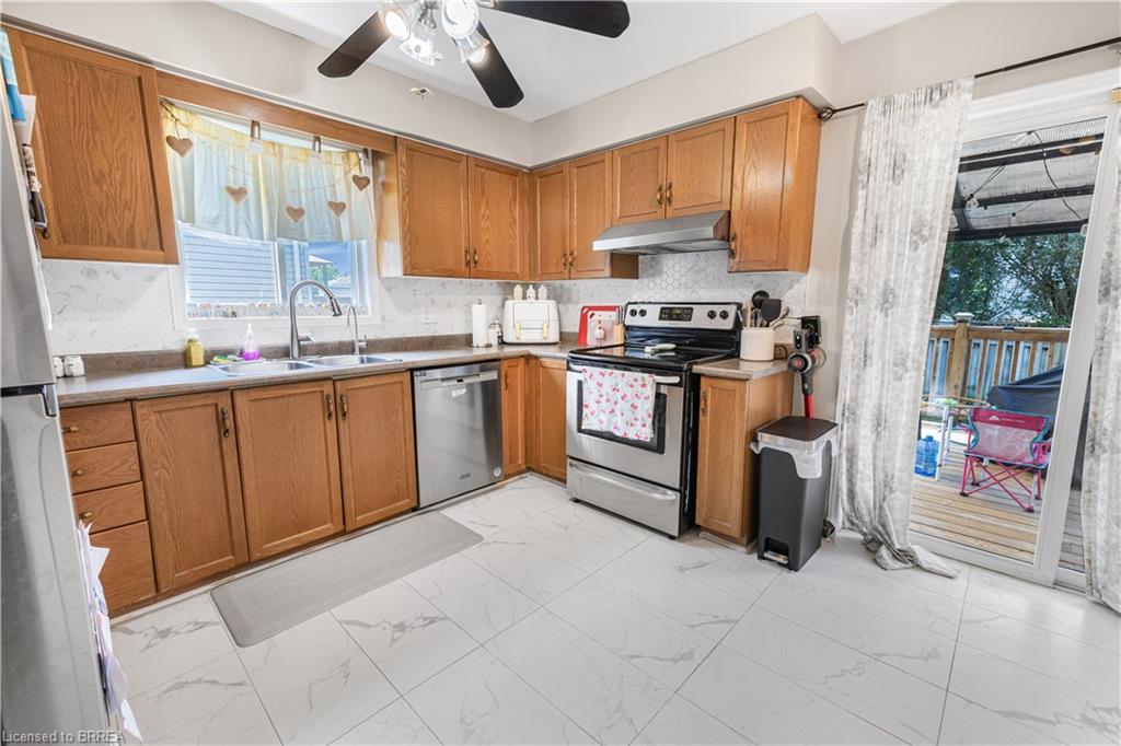 55 Cashel Crescent Property Photo 6