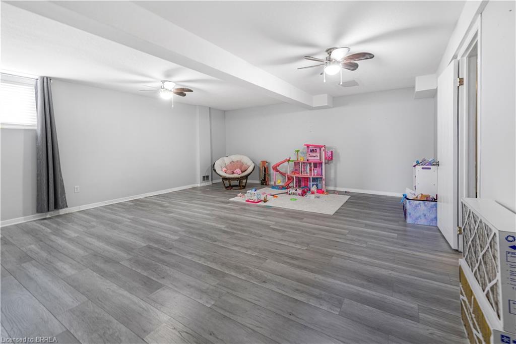 55 Cashel Crescent Property Photo 15
