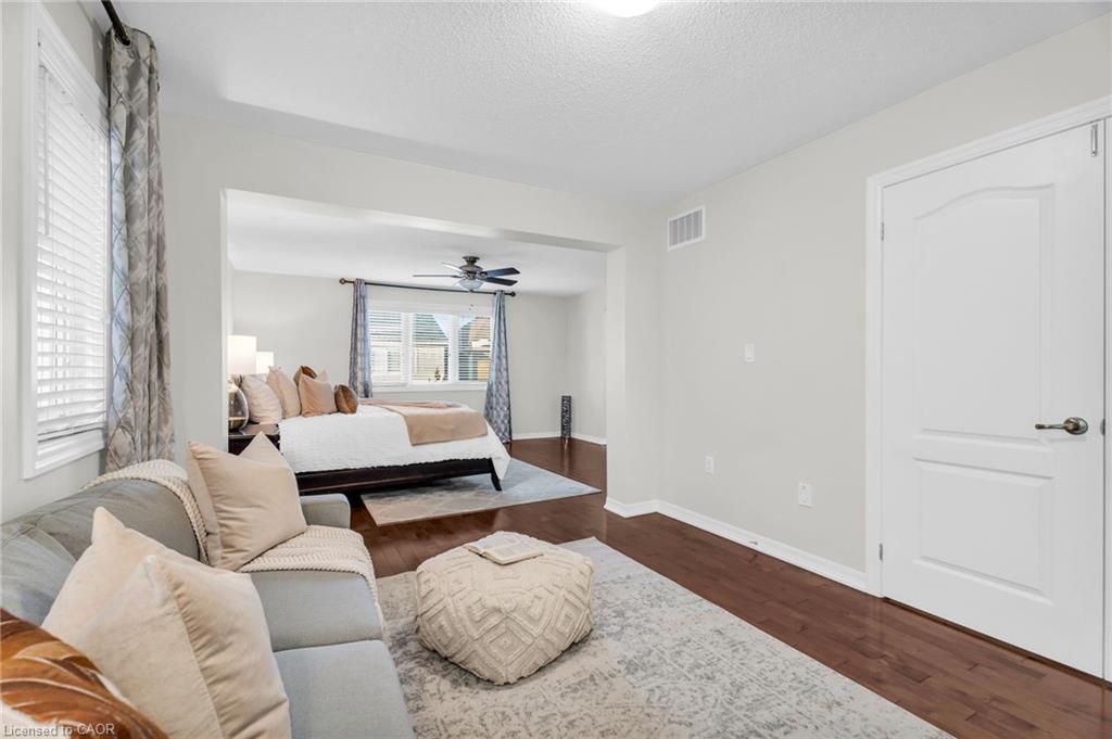 879 Etherington Way Property Photo 22