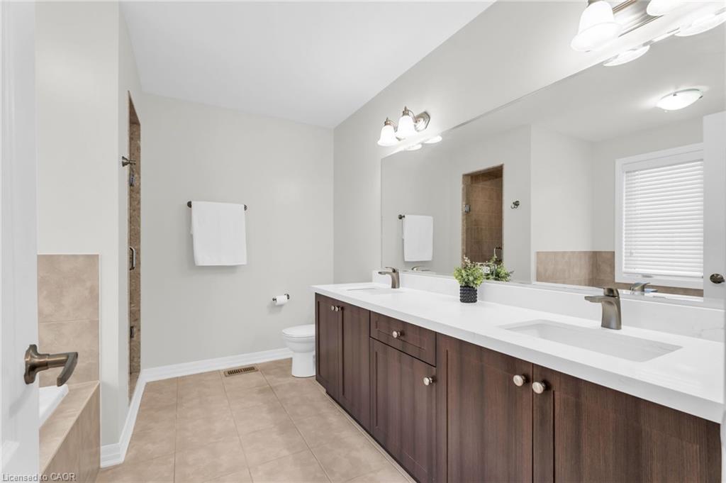 879 Etherington Way Property Photo 27