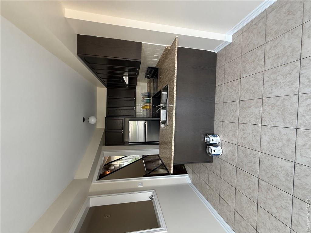 62 Magdalene Crescent Property Photo 5