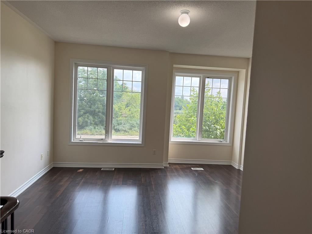 62 Magdalene Crescent Property Photo 16