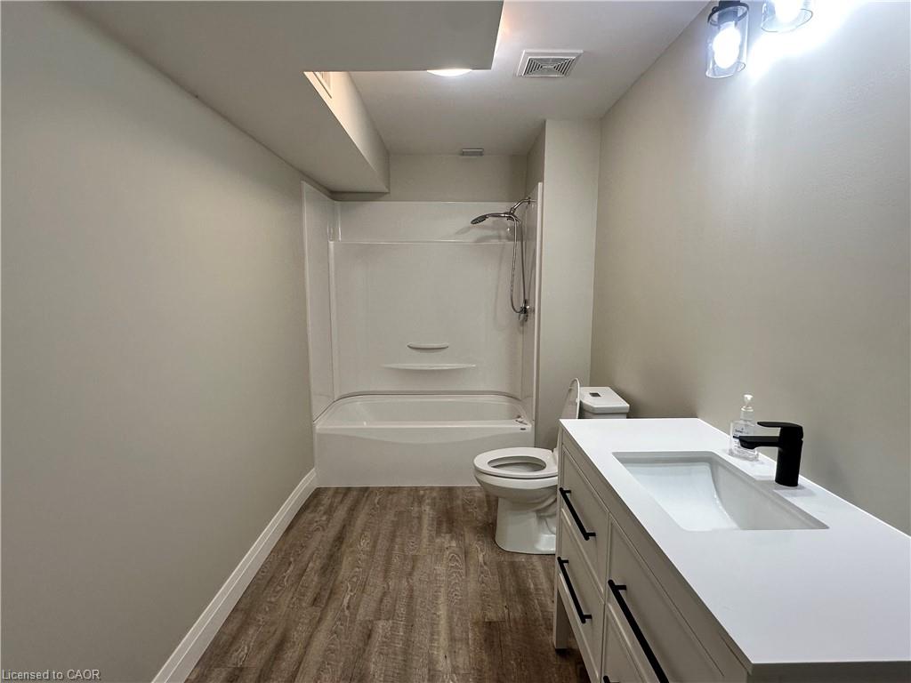 3176 Lakeshore Road Property Photo 42