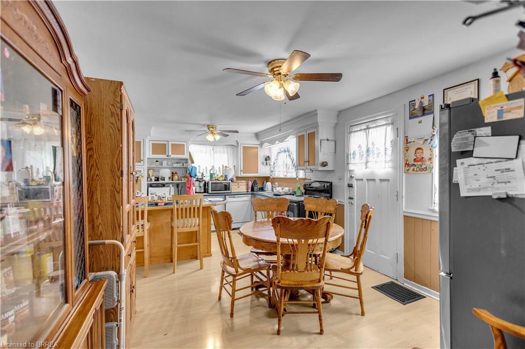 35 James Avenue Property Photo 5