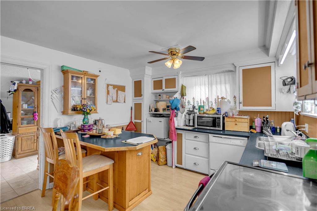 35 James Avenue Property Photo 6