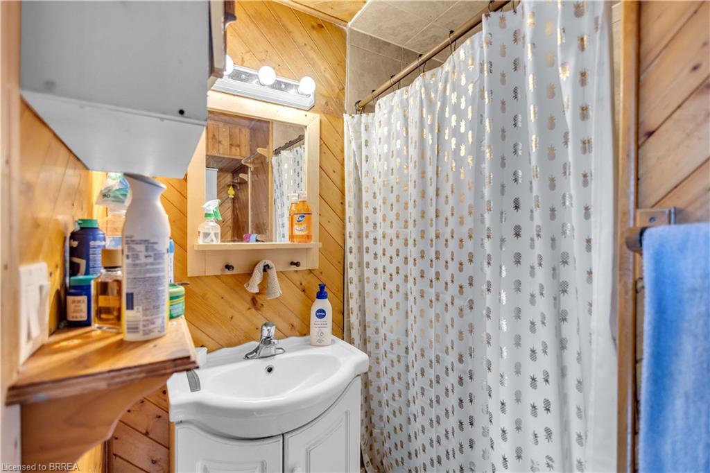 35 James Avenue Property Photo 14
