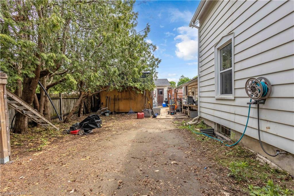 35 James Avenue Property Photo 17