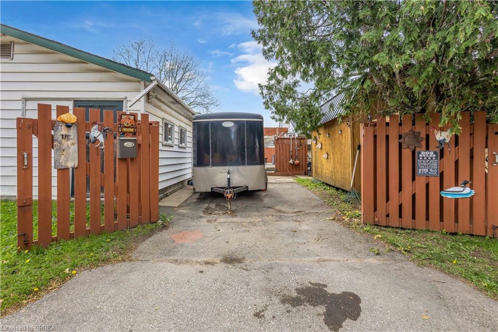 35 James Avenue Property Photo 19