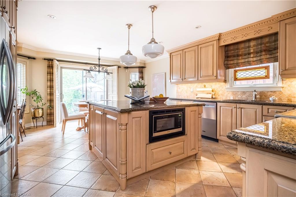 1729 Riverbend Court Property Photo 10