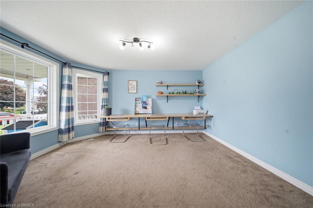 61 Sunnyside Drive Property Photo 7