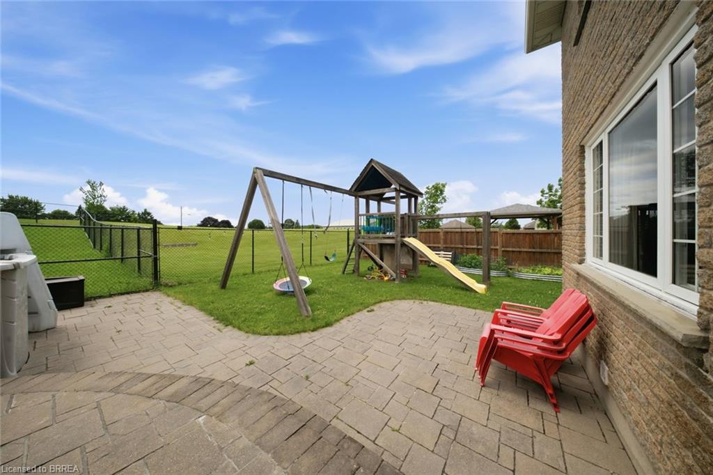 61 Sunnyside Drive Property Photo 42