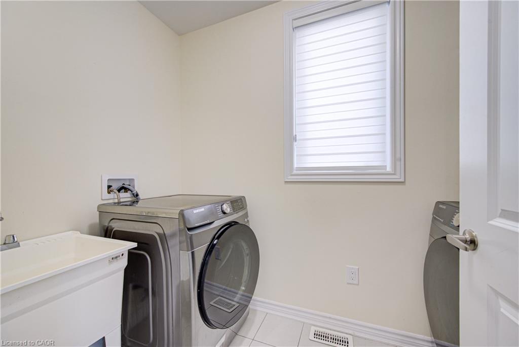 407 Dolman Street Property Photo 10