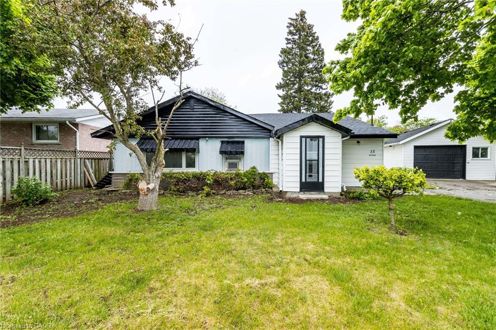 15 Spiers Crescent