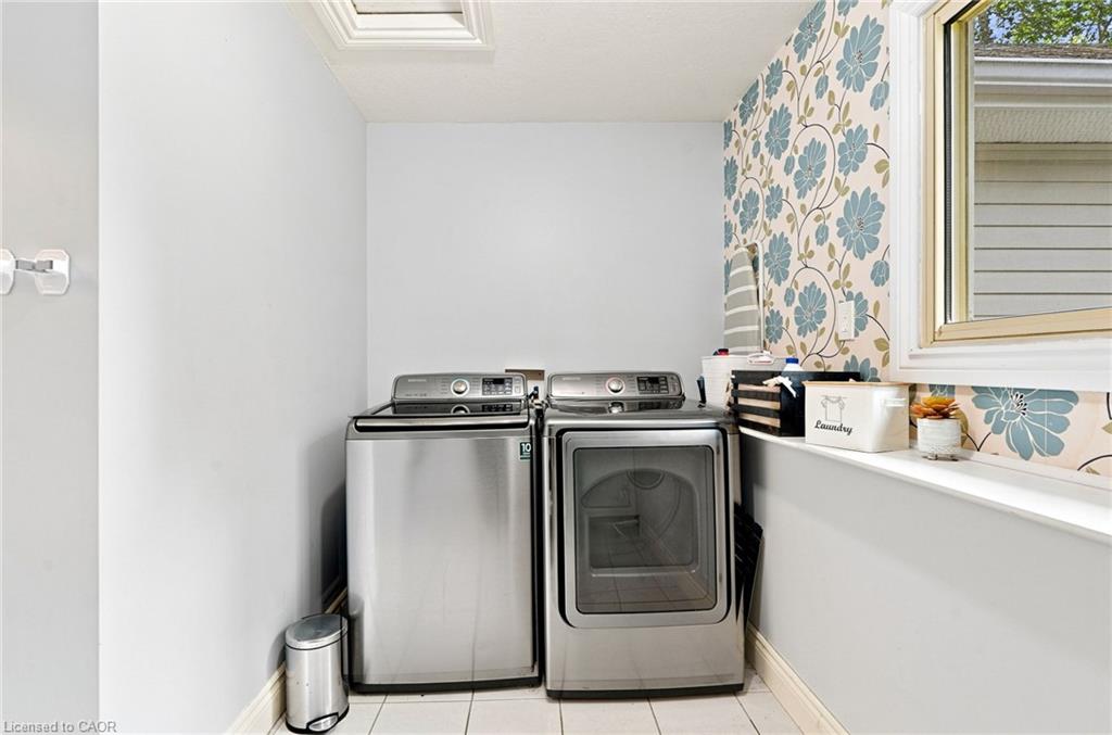 110 Old Ancaster Road Property Photo 32