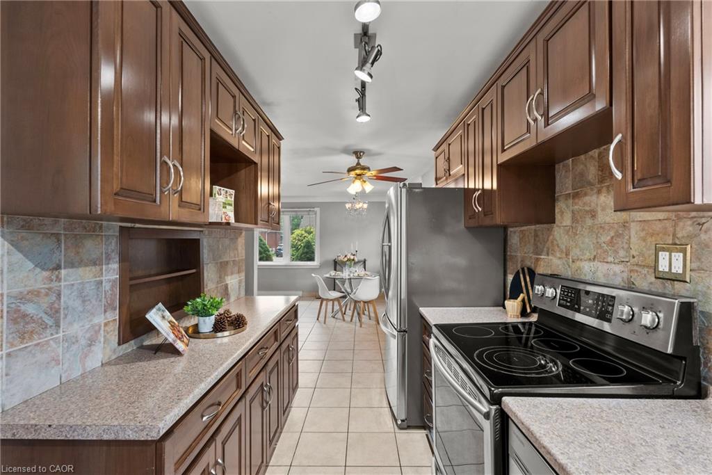 143 West 25th Street Property Photo 12