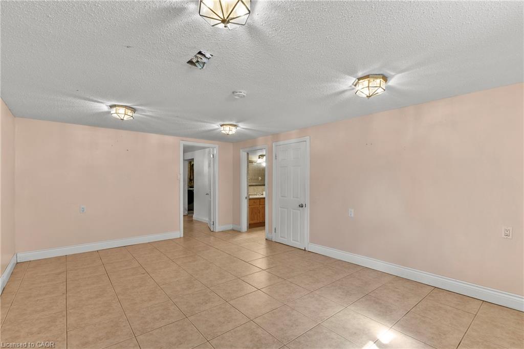 143 West 25th Street Property Photo 21