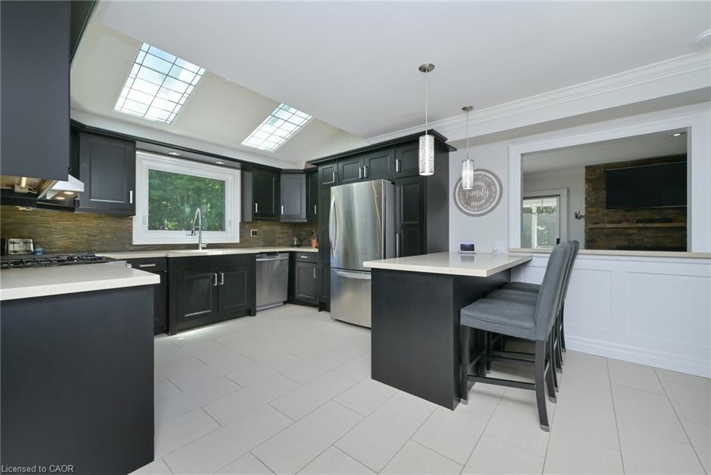 13 Snowberry Court Property Photo 6
