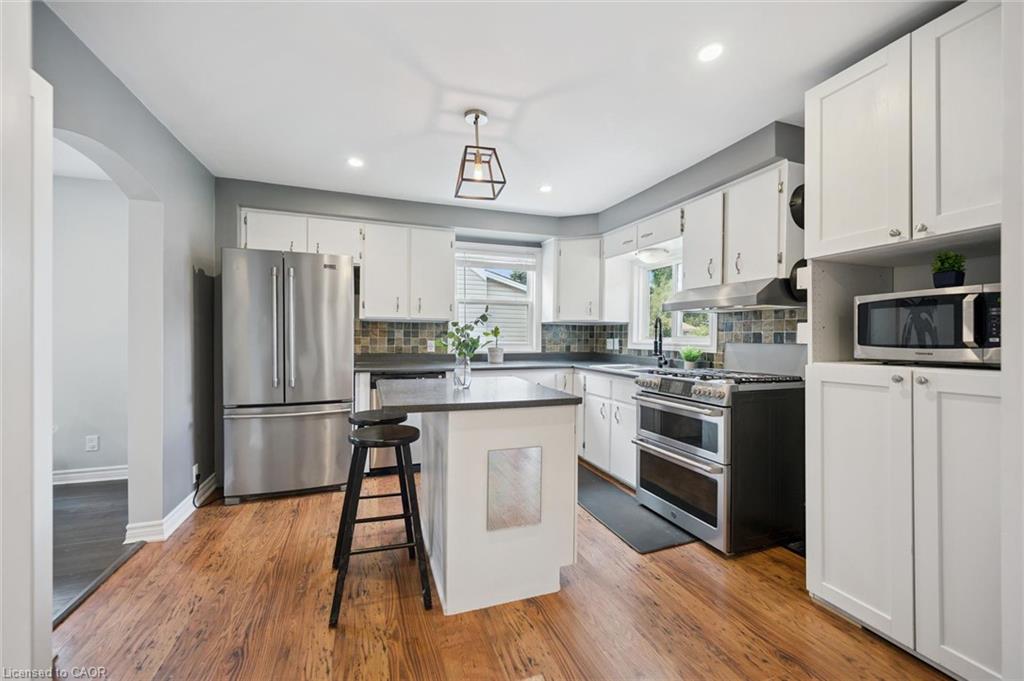 131 Norfolk Avenue Property Photo 9