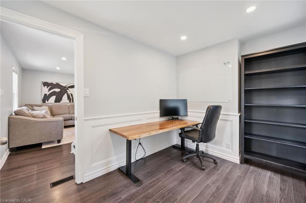 131 Norfolk Avenue Property Photo 12