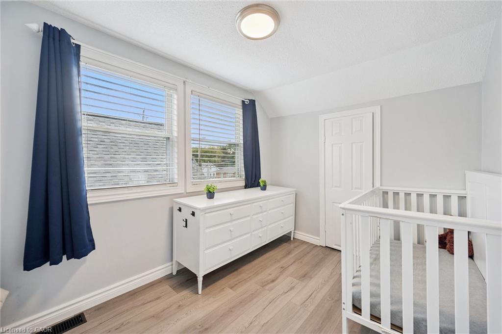 131 Norfolk Avenue Property Photo 17