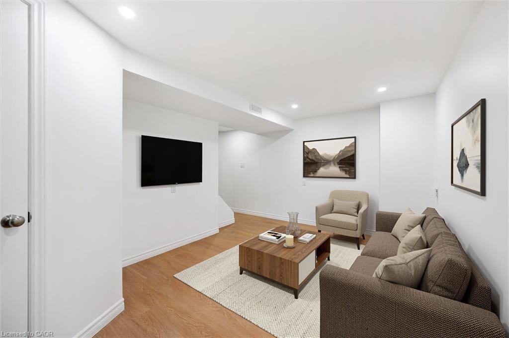 131 Norfolk Avenue Property Photo 21